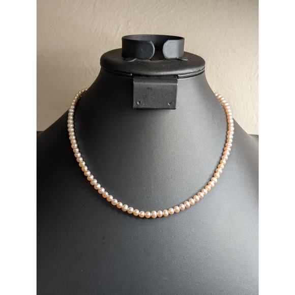 4mm - 5mm Genuine Pink Pearl 18" Strand Necklace W/ 14k Gold Clasp Need Restrung - Picture 2 of 9